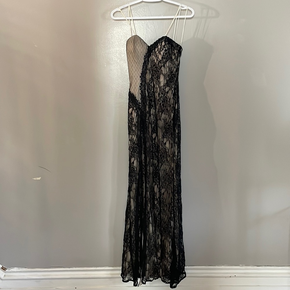 FAVIANA Nude/Black Slit Prom Dress